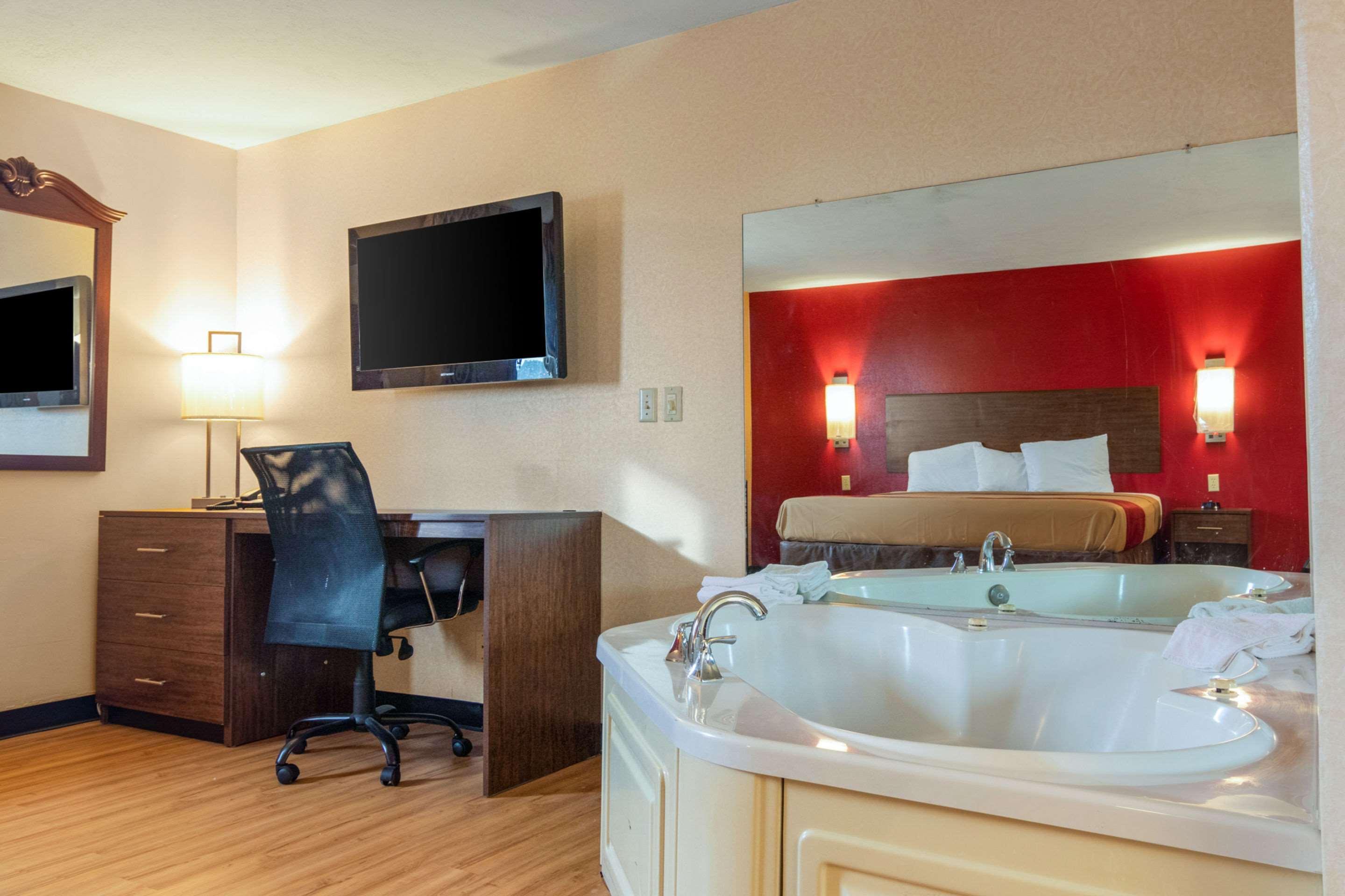 Econo Lodge Kent Ngoại thất bức ảnh